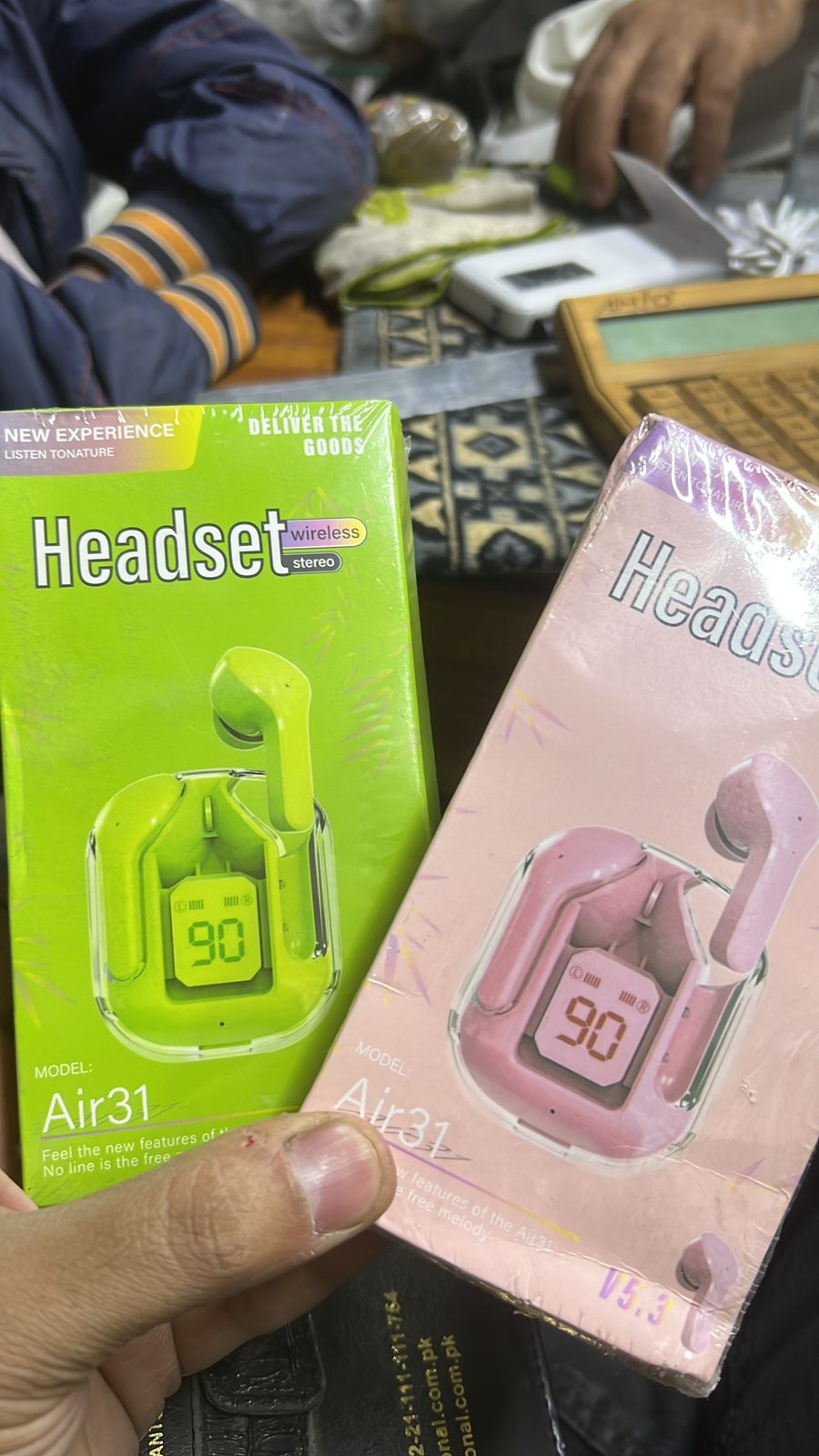 Air 31 Wireless Earbuds with Transparent Crystal Case 5.3